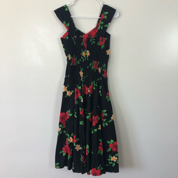 Royal Hawaiian Creations Floral Dress w/ Pockets - Picture 4 of 6